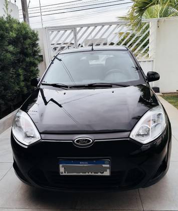 FORD FIESTA 1.0 ROCAM SE 8V FLEX 4P MANUAL FORD FIESTA 1.0 ROCAM SE 8V FLEX 4P MANUAL